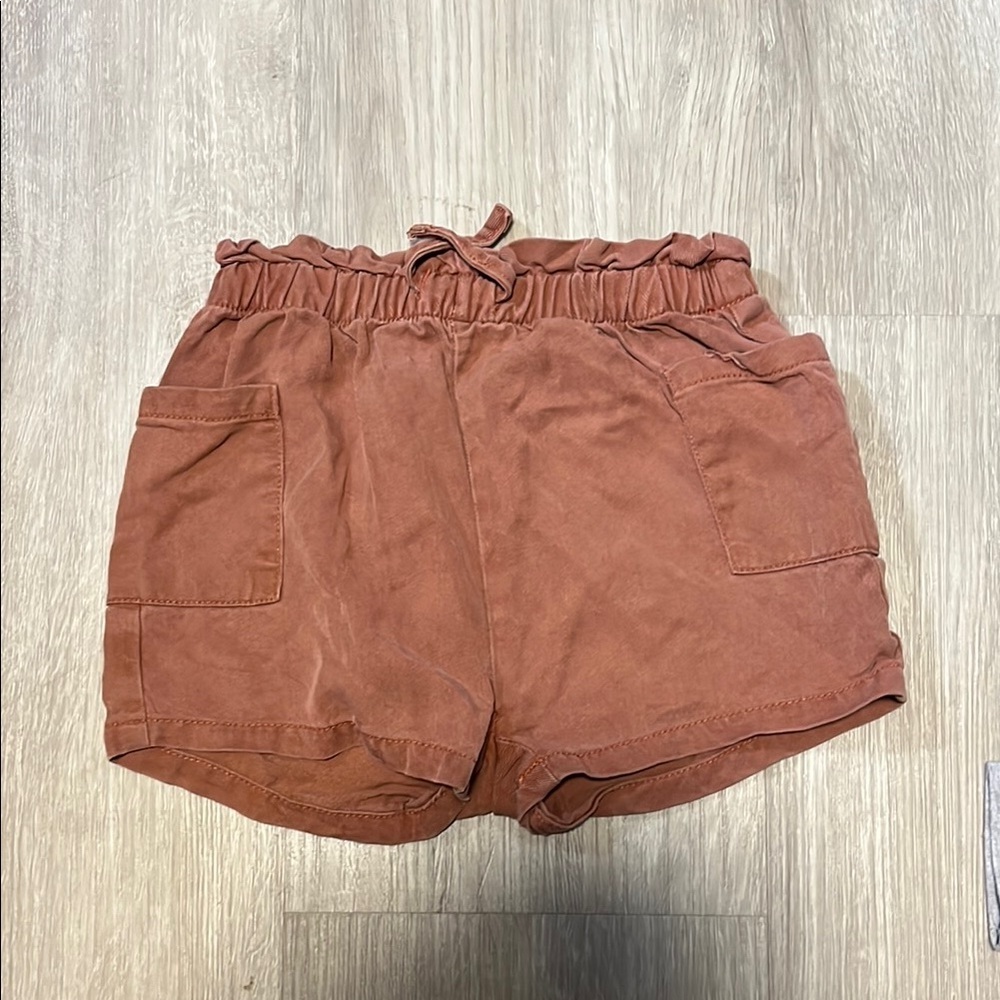 Brown Relaxed Fit Paperbag‎ Shorts